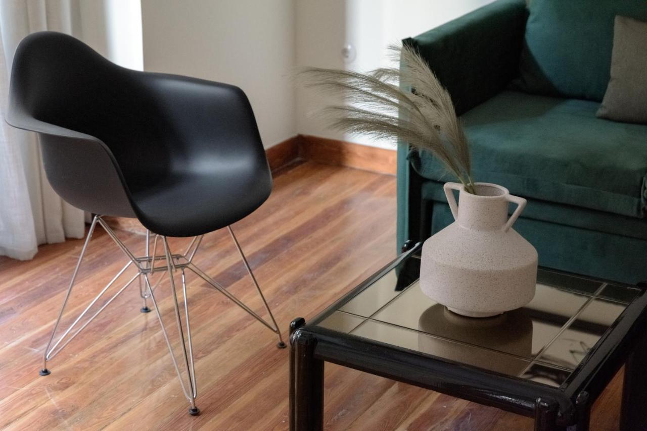 3Bdr Modern Design & Bright Interiors In Plaka Apartment Athens Luaran gambar